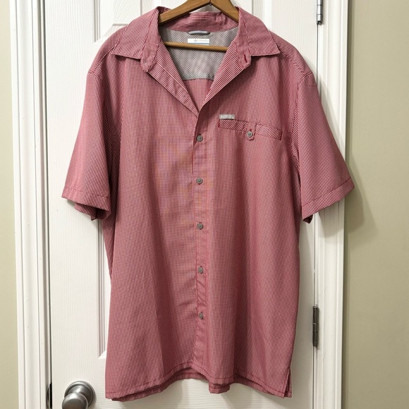 Columbia Red Checked Button Down Short Sleeve Shirt Mens Size Large - Picture 2 of 7